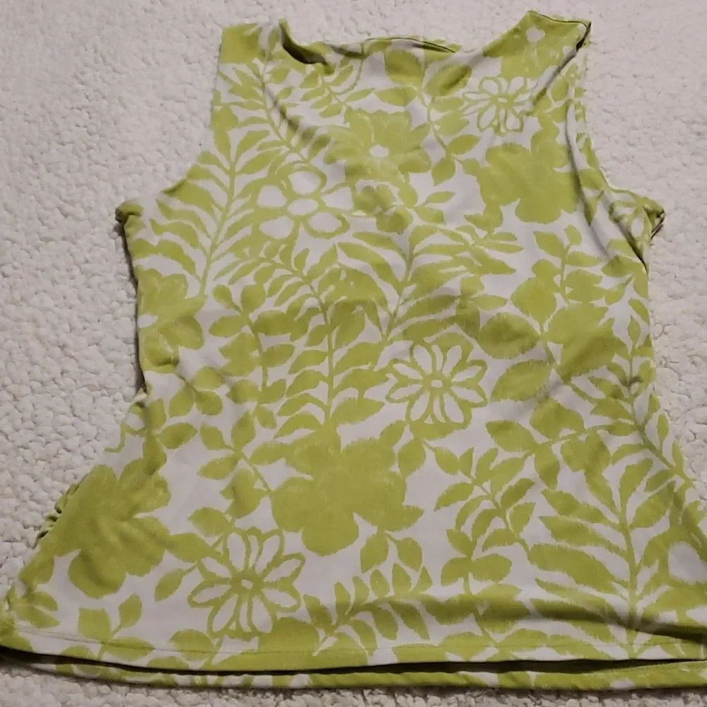 BOUTIQUE ESSENTIALS SLEEVELESS TOP - Picture 6 of 7